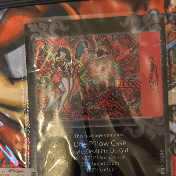 Ed Hardy Red and Black Pillow Case with Skull and Heart - Picture 2 of 2